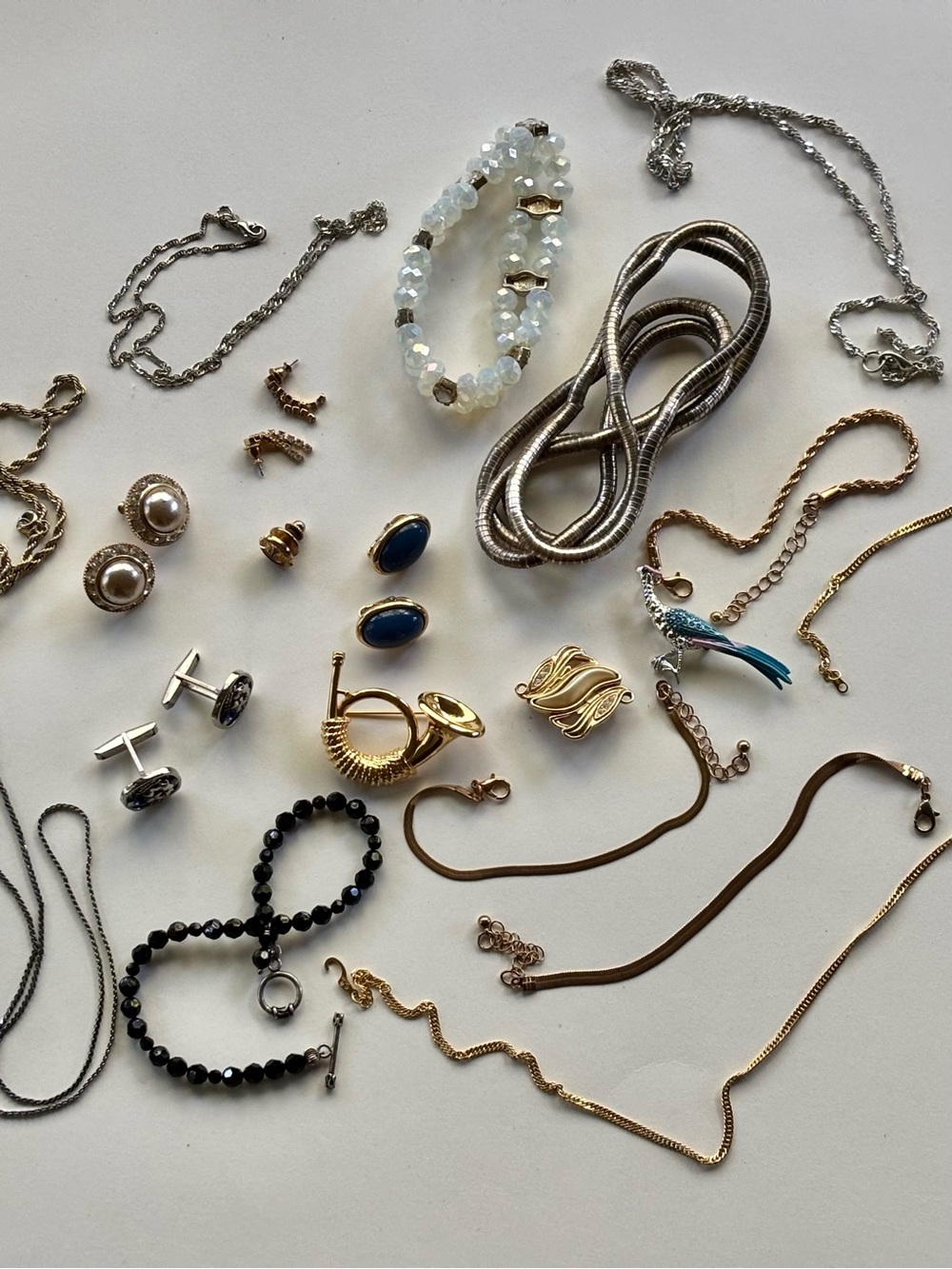 Vintage Costume Jewelry Mixed Lot 23 Pieces Assorted Wearable Collectible Signed